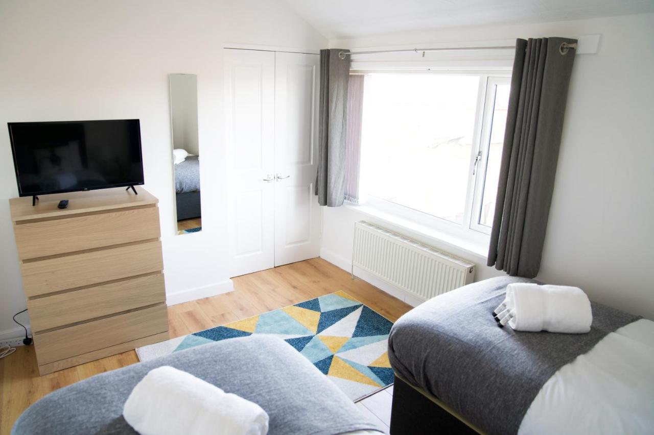 3Br-St Johns Hse-Free Parking-Workers-Kitchen-Wifi-Dog Friendly Appartement Doncaster Buitenkant foto