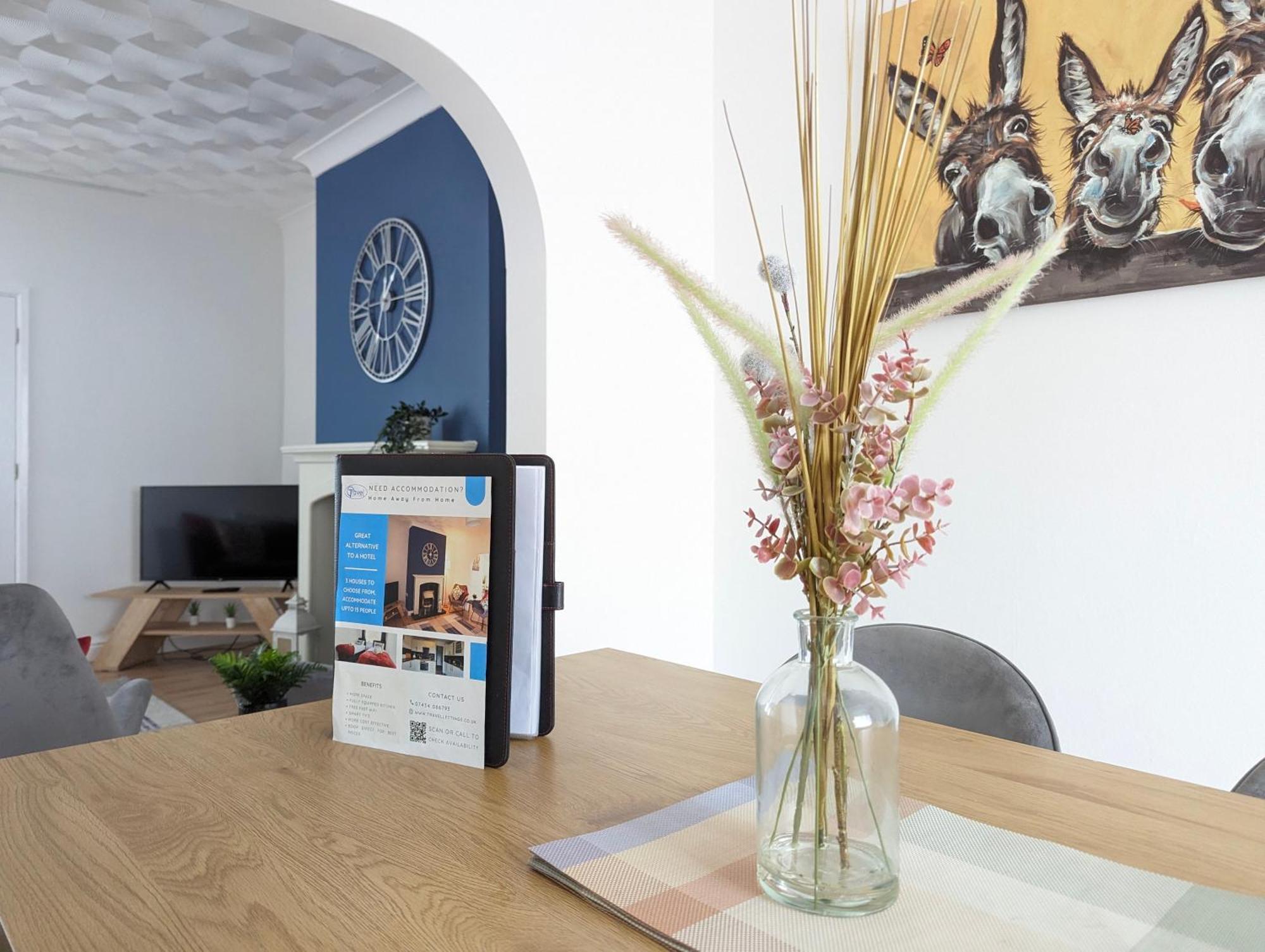 3Br-St Johns Hse-Free Parking-Workers-Kitchen-Wifi-Dog Friendly Appartement Doncaster Buitenkant foto